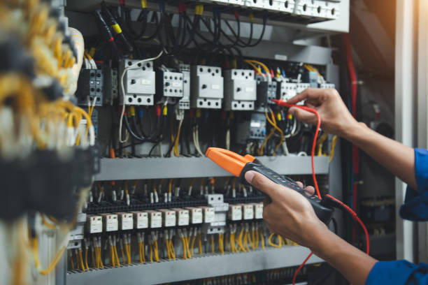 Best Emergency Electrical Repair  in Savoy, IL